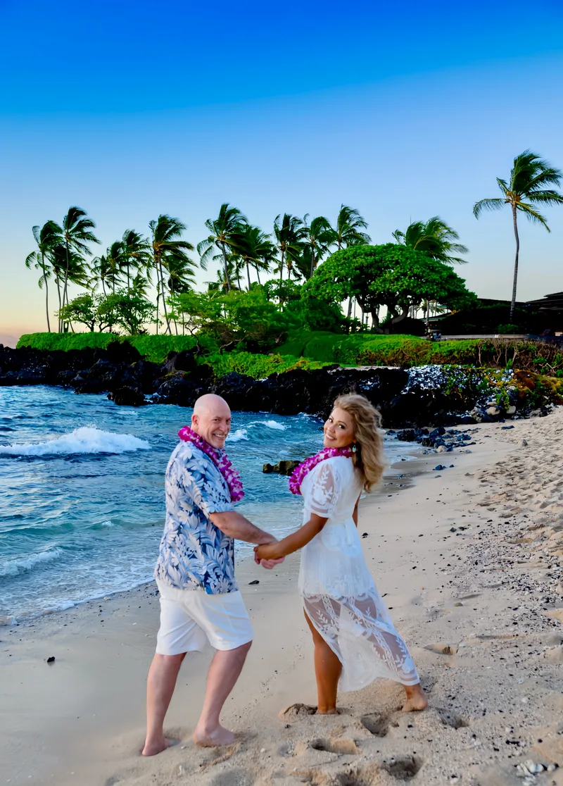Todd Juenger in Kuki'o Beach, 2023